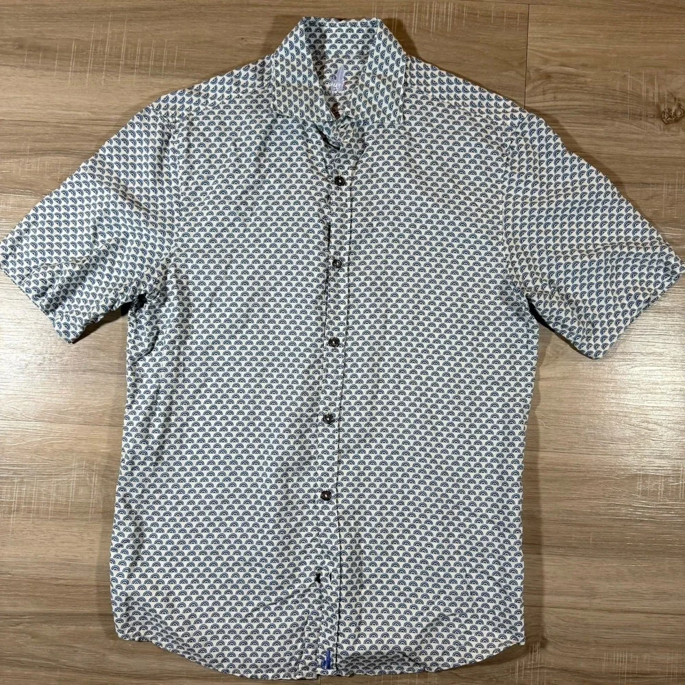 Johnnie O Featherweight Button Up Shirt Men's S White Blue‎ Geometric AOP Print